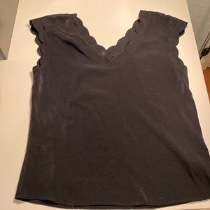 Express top with scalloped neckline/sleeves